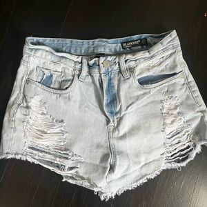 Blank NYC size 27 denim shorts